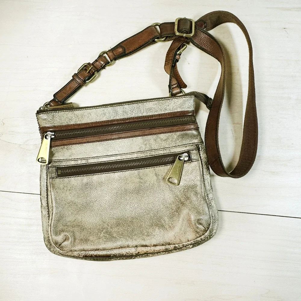 Fossil Soft Leather Gold Purse Rustic Antique Brass Cross-Body Metallic‎